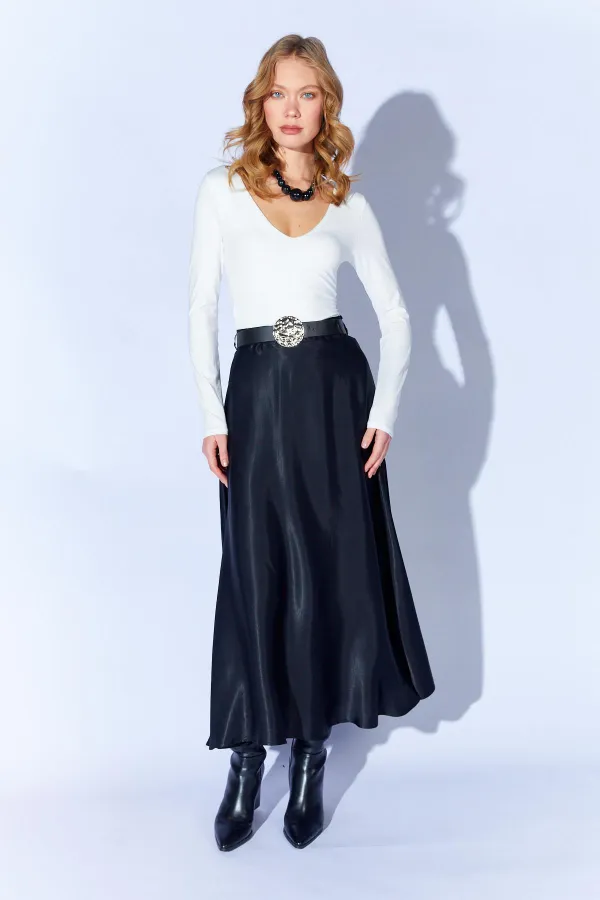 Jupe longue en satin noir ceinturée pour femme 3499