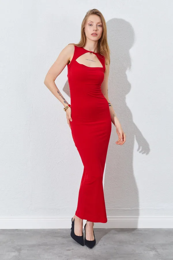 Kadın Kırmızı Önü Pencere Detaylı Elbise