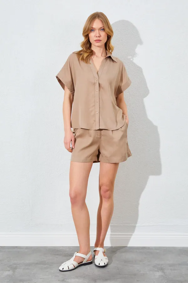 Kadın Vizon Oversize Düşük Kol Gömlek Şortlu Takım