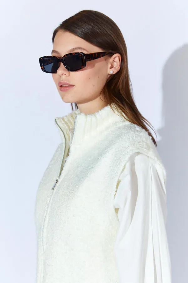 Kadın Ekru Fermarlı Buklet Yelek