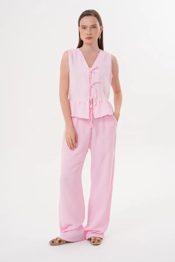 Kadın Pembe Önü Bağlamalı Kolsuz Eteği Fırfırlı Muslin Bluz