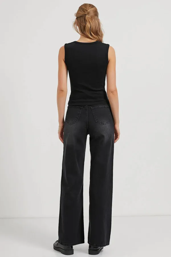 Kadın Siyah V Yaka Kolsuz Licralı Ribana Body