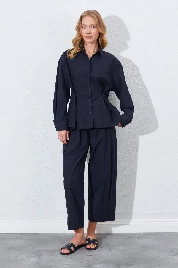 Kadın Siyah Bel Oturtmalı Bel Düğme Detaylı Gömlek