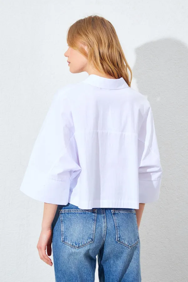 Kadın Beyaz Düşük Kol Çımalı Crop Poplin Gömlek