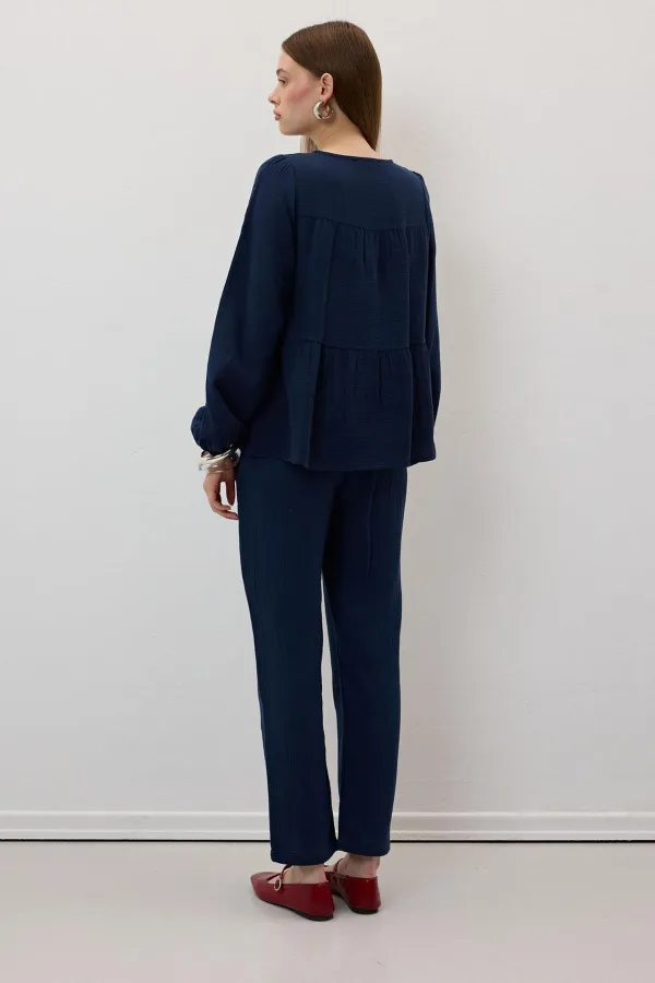 Kadın Lacivert Beli Lastikli Havuç Paça Muslin Pantolon