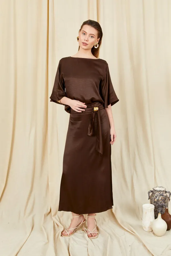 Women's Coffee 9090 Short-Sleeved Dropped Skirt Satin Set with Gold Buckle