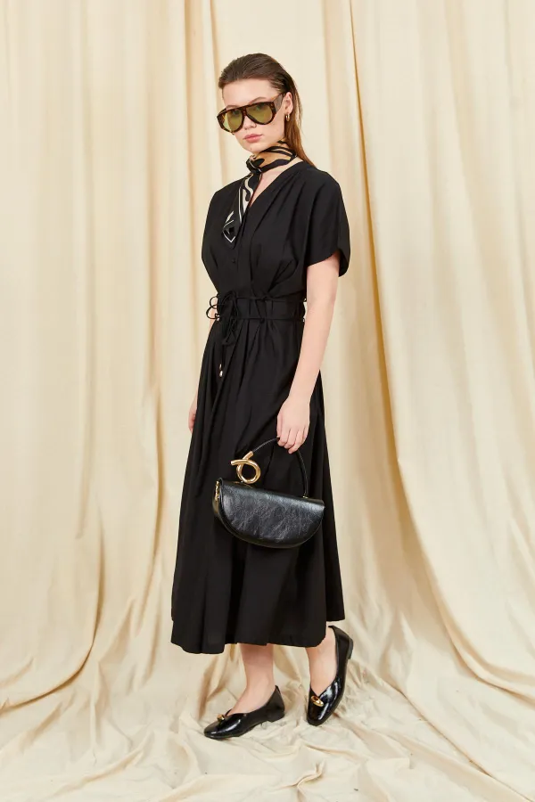 Kadın Siyah 199 Düşük Kol Pile Detaylı Önü Düğmeli Poplin Elbise