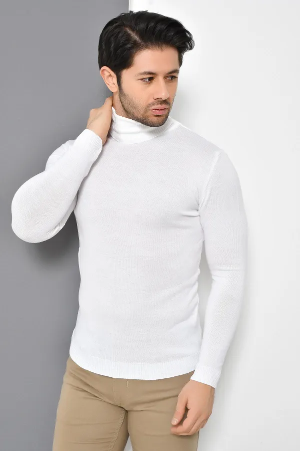 Pull basique blanc à col roulé pour homme