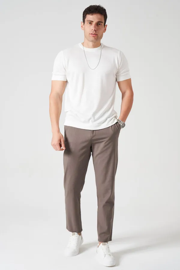 Erkek Ekru Bisiklet Yaka Etek Yırtmaçlı Triko Tişört