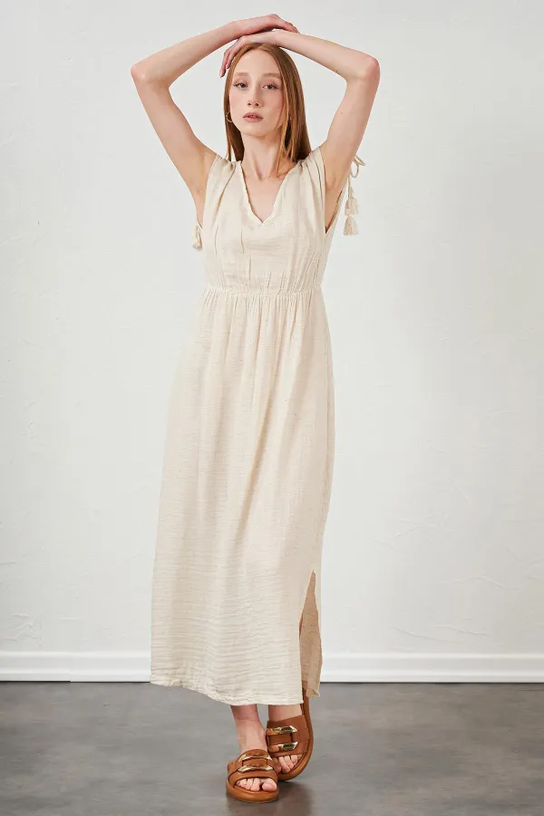 Kadın Taş V Yaka Omuzları Bağlamalı Müslin Kumaş Elbise