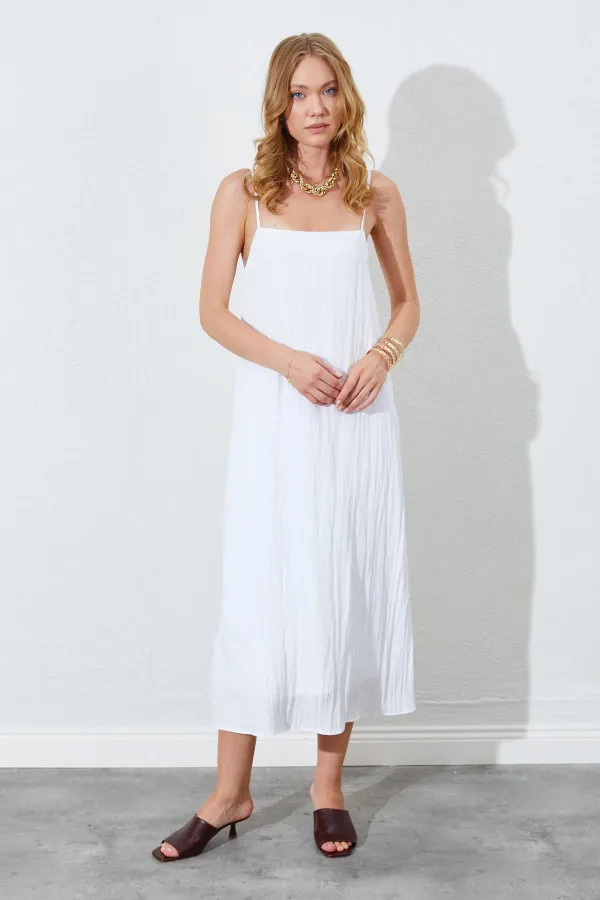 Kadın Ekru İp Askılı Kırışık Uzun Elbise