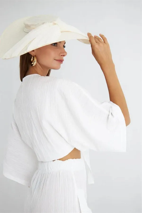 Kadın Ekru Yarasa Kol Ön Bağlamalı Gömlek