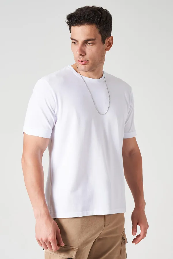 Erkek Beyaz Bisiklet Yaka Kol ve Etek Kendinden Manşetli Oxfort Tişört