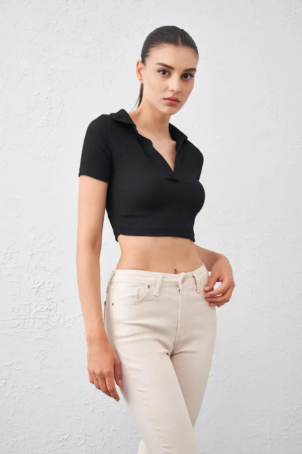 Kadın Siyah Polo Yaka Bürümcük Kumaş Crop
