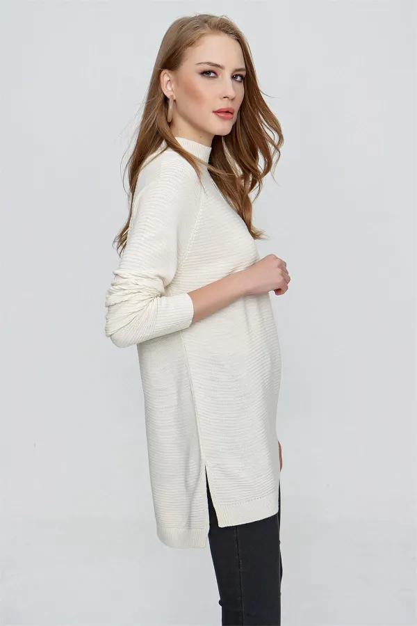 Kadın Ekru Önü Pencereli Triko Kazak