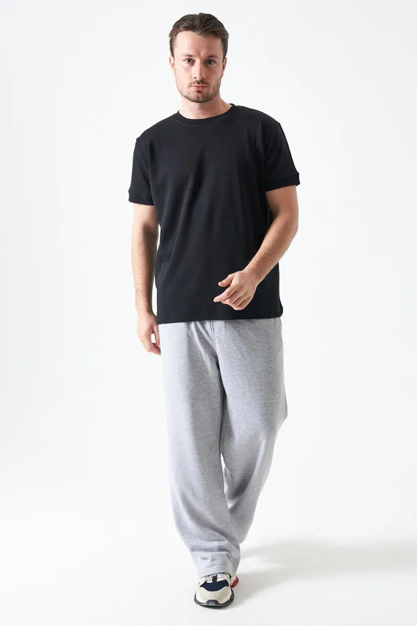 T-shirt basique noir à col rond pour homme