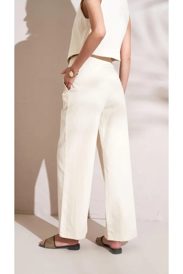Kadın Naturel Önü Çift Pileli Palazzo Balıksırtı Gabardin Kumaş Pantolon