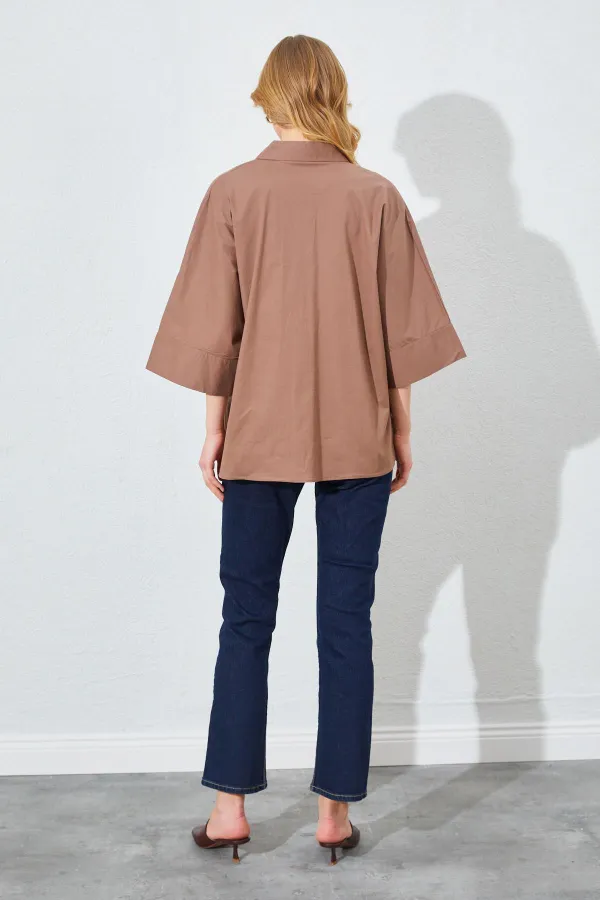 Kadın Kahve Düşük Kol Önü Patlı Salaş Kesim Gömlek