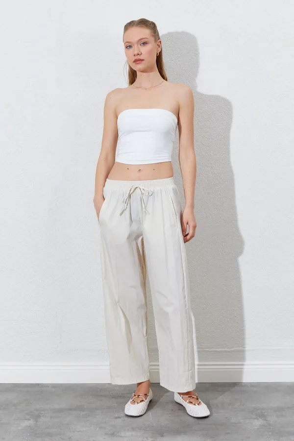 Pantalon ample pour femme avec taille élastiquée et poche cachée