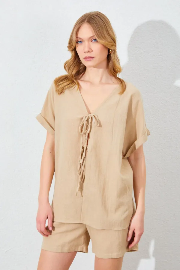 Kadın Vizon Düşük Kol Bağlamalı Bluzlu Şortlu Keten Takım