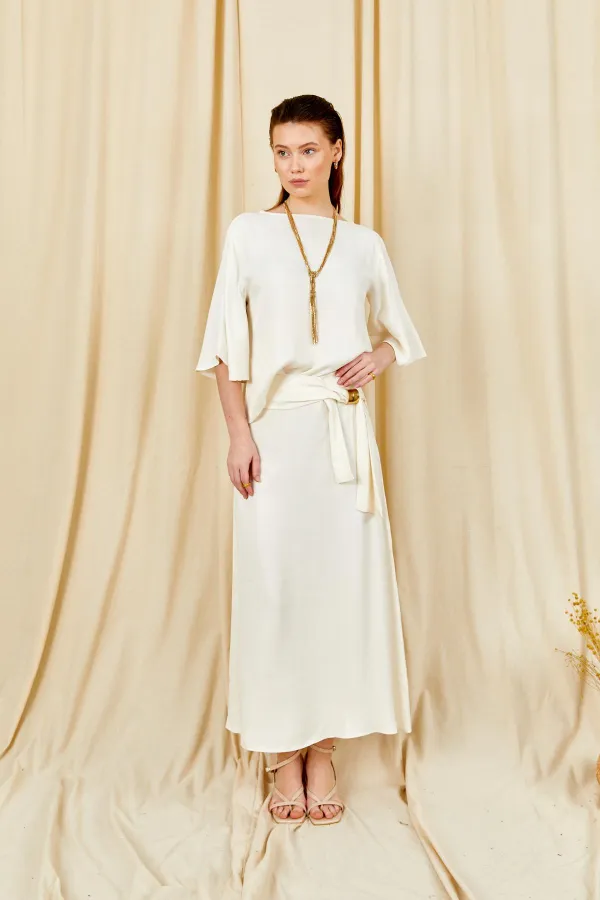 Kadın Krem 9090 Kısa Kollu Düşük Kollu Eteği Gold Tokalı Saten Takım