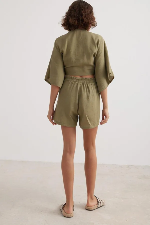 Kadın Haki Yarasa Kol Ön Bağlamalı Gömlek