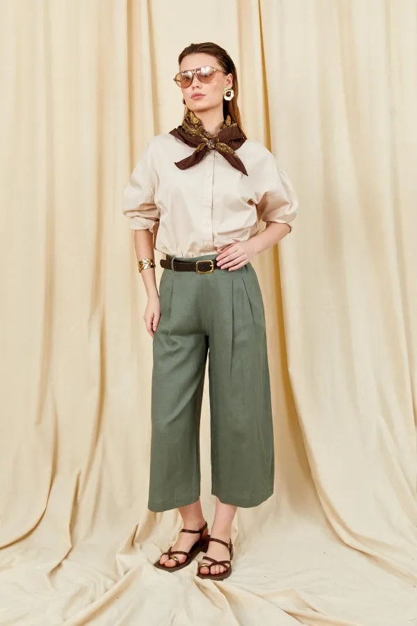 Kadın Haki Kemer Detaylı Çift Pileli Bemuda Keten Pantolon