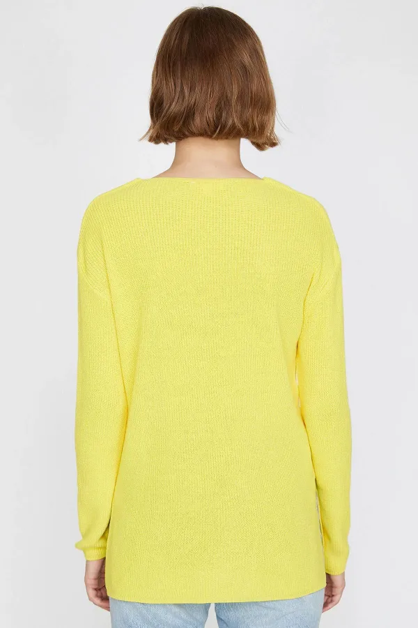 Kadın Sarı V Yaka Yanları Yırtmaçlı Triko Kazak