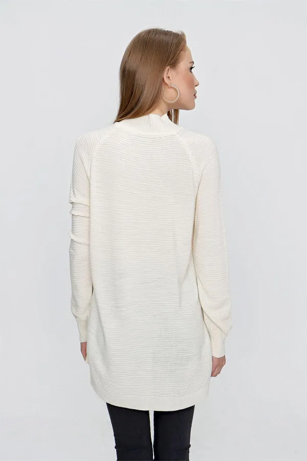Kadın Ekru Önü Pencereli Triko Kazak