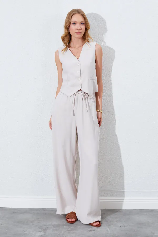 Women's Light Beige Vest with Welt Pockets and Back Detail