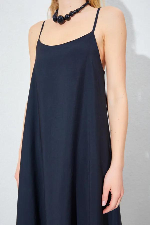 Kadın Siyah U Yaka Salaş Modal Elbise