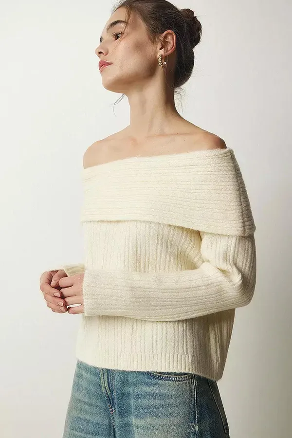 Pull en maille côtelée à découpes en os pour femme Pull en maille côtelée à découpes en os pour femme
