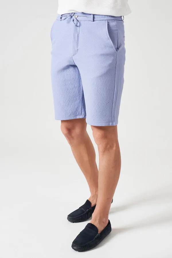Short indigo pour homme avec ceinture semi-élastiquée et finitions dorées