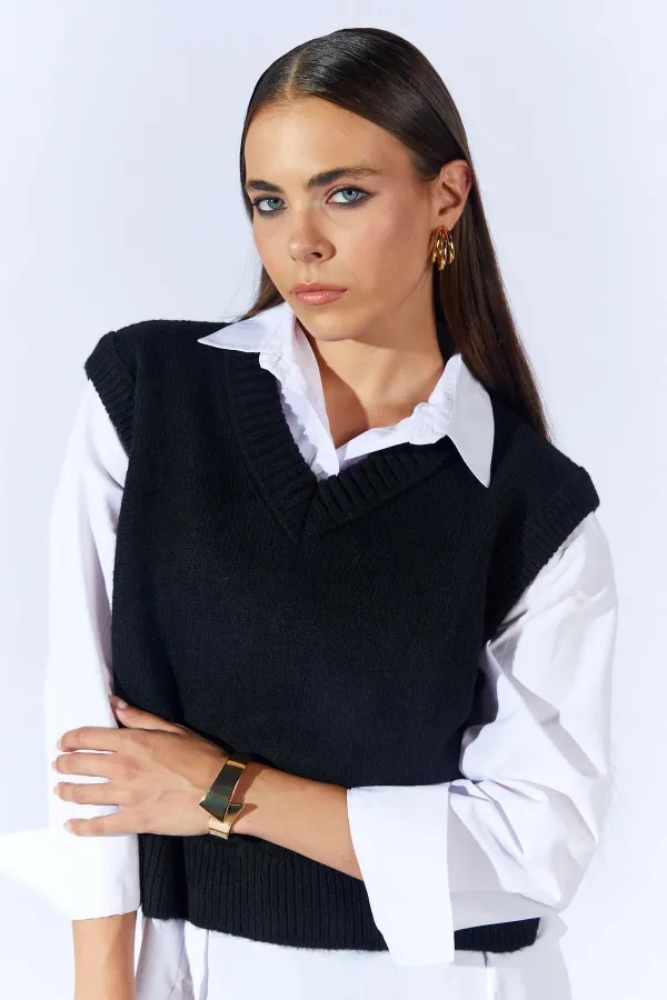 Kadın Siyah V Yakalı Basic Süveter