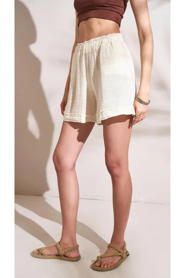 Kadın Naturel Beli Lastikli Püsküllü Şort