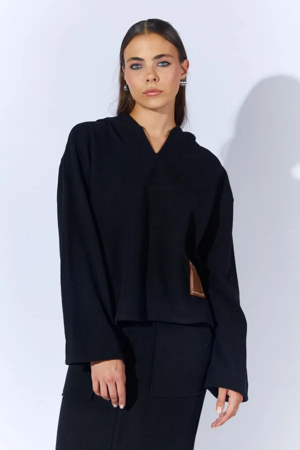 Kadın Siyah V Yaka Kapşonlu Yırtmaçlı Etek Selanik Takım