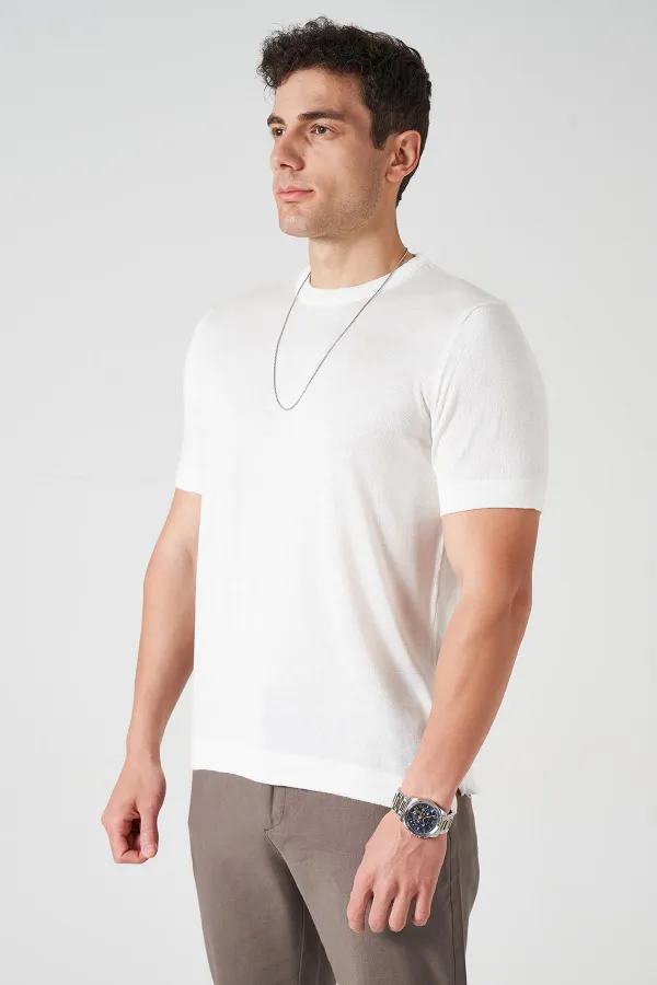 Erkek Ekru Bisiklet Yaka Etek Yırtmaçlı Triko Tişört