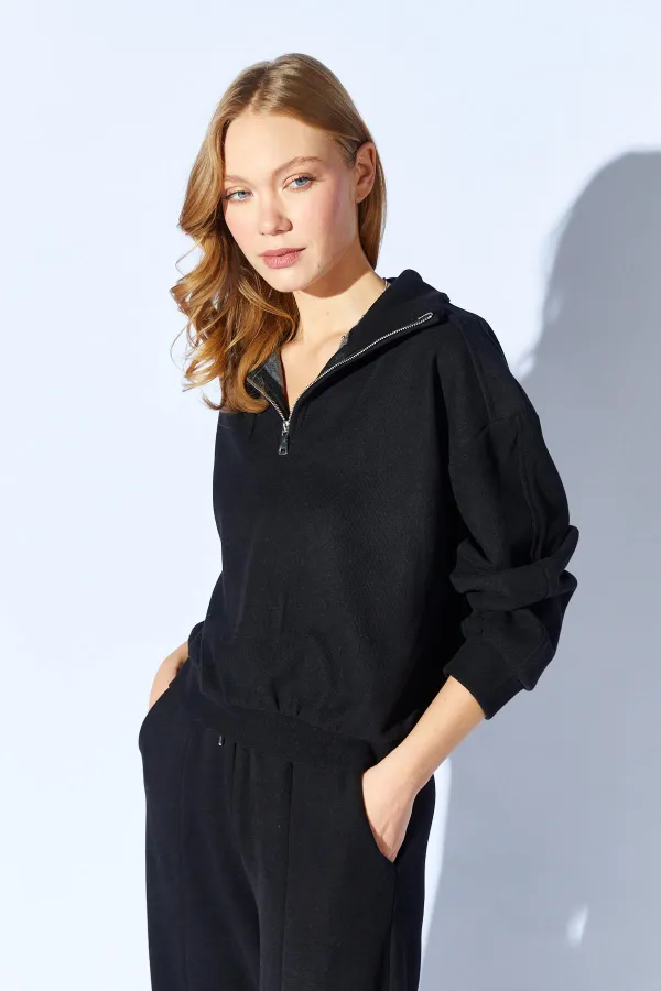 Kadın Siyah Yaka Fermuarlı Dikiş Detaylı Selanik Takım