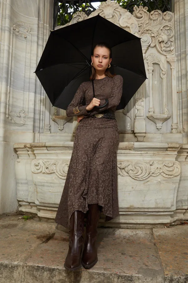 Kadın Kahve Bisiklet Yaka Desenli Volanlı Elbise(111)