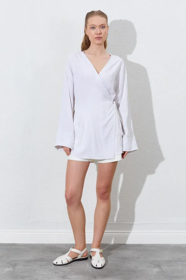 Kadın Naturel Kruvaze Yaka İp Bağlamalı Ceket