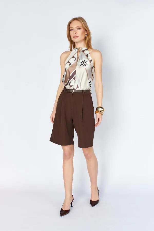 Kadın Kahve 2037 Tek Pileli Kemerli Bermuda Şort