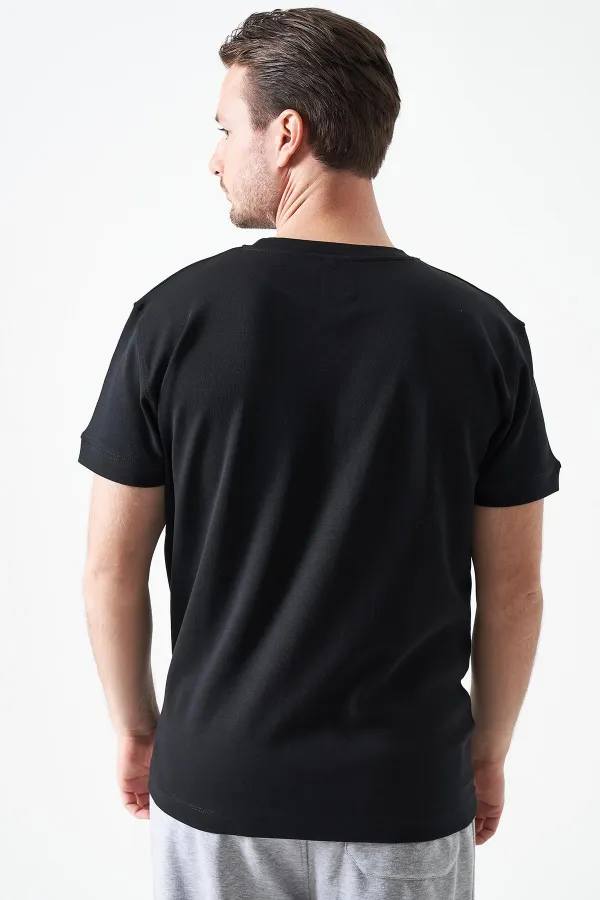 T-shirt basique noir à col rond pour homme
