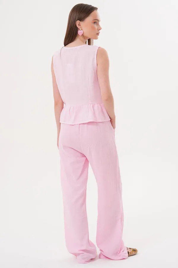 Kadın Pembe Önü Bağlamalı Kolsuz Eteği Fırfırlı Muslin Bluz