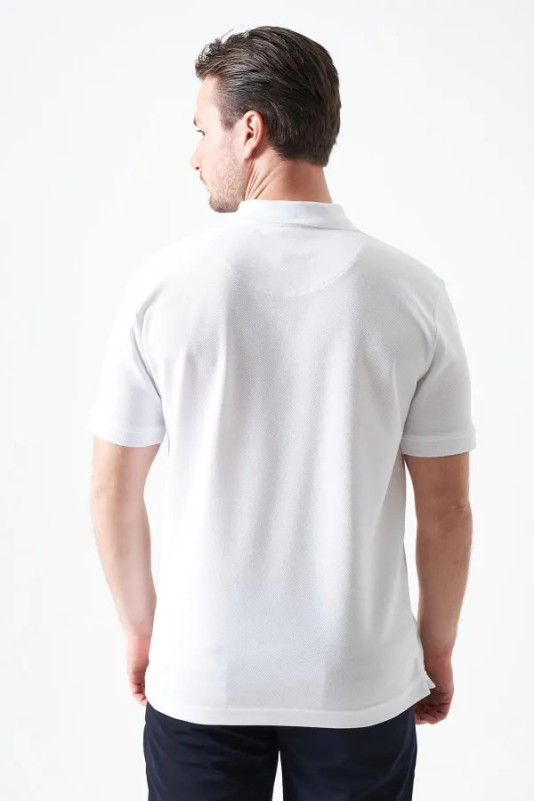 T-shirt blanc pour homme, col montant, fente, deux boutons