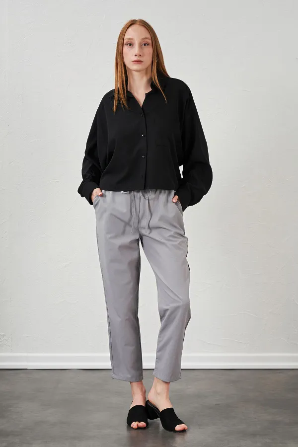 Kadın Gri Beli Bağlamalı Havuç Paça Poplin Pantolon