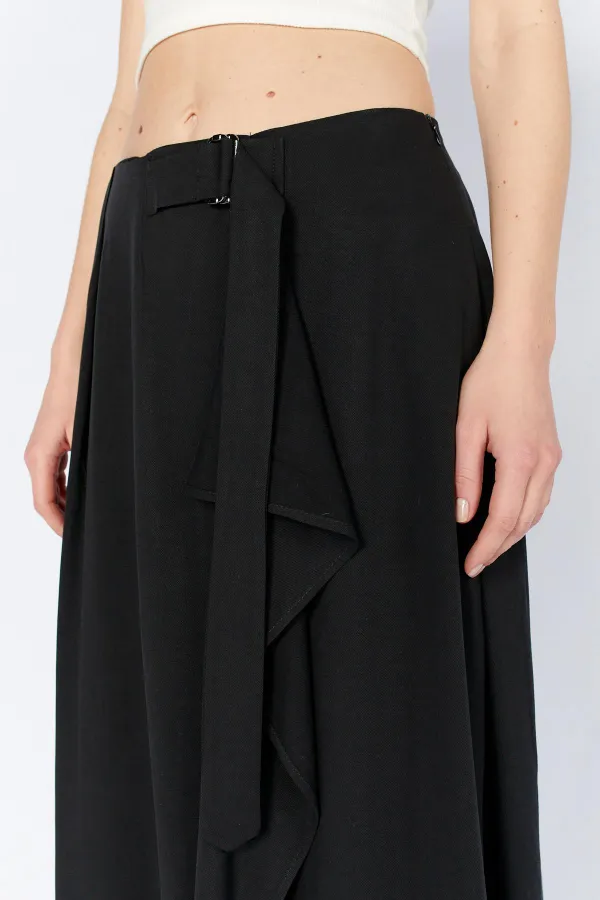 Kadın Siyah 3495 Beli Kemerli Parça Detaylı Etek