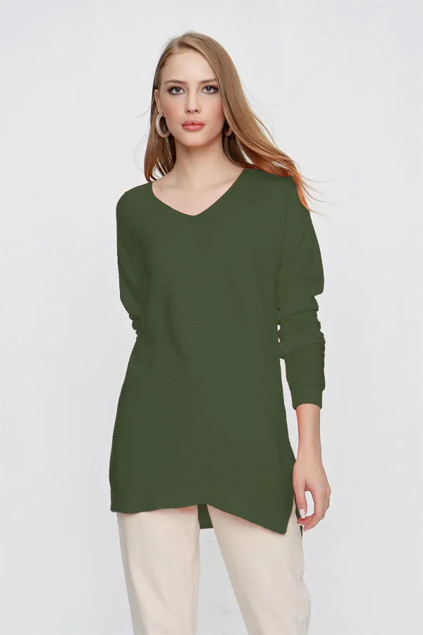 Kadın Zeytin Yeşili V Yaka Salaş Triko Kazak