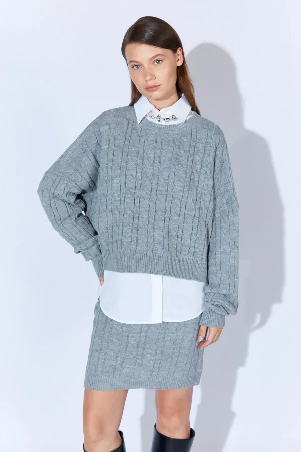 Kadın Gri Saç Örgülü Etek Kazak Takım