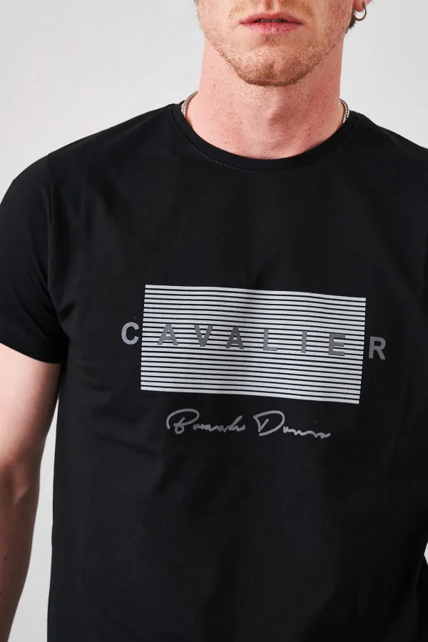 Erkek Siyah Bisiklet Yaka Cavalıer Baskılı Tişört