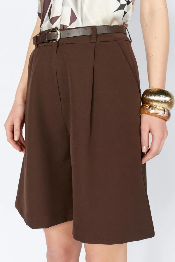 Kadın Kahve 2037 Tek Pileli Kemerli Bermuda Şort